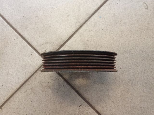 bontott VW GOLF IV Szervó Szivattyú Szíjtárcsa