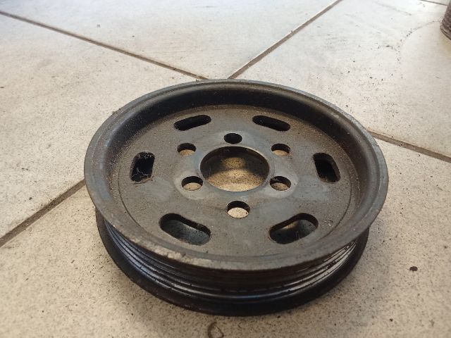 bontott VW GOLF IV Szervó Szivattyú Szíjtárcsa