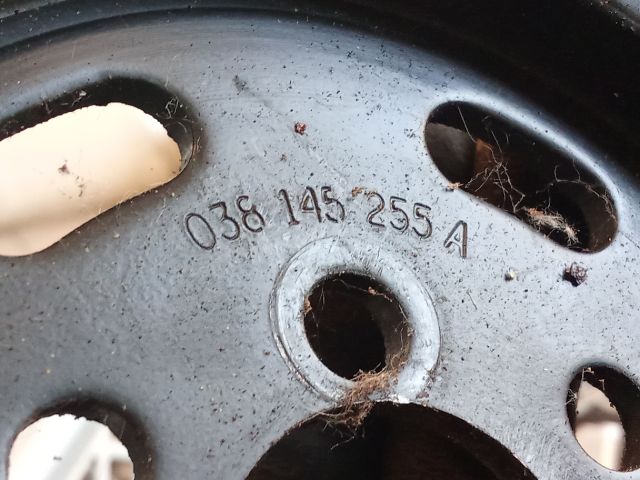 bontott VW GOLF IV Szervó Szivattyú Szíjtárcsa