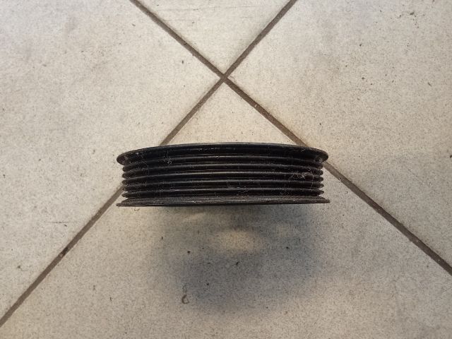 bontott VW GOLF IV Szervó Szivattyú Szíjtárcsa