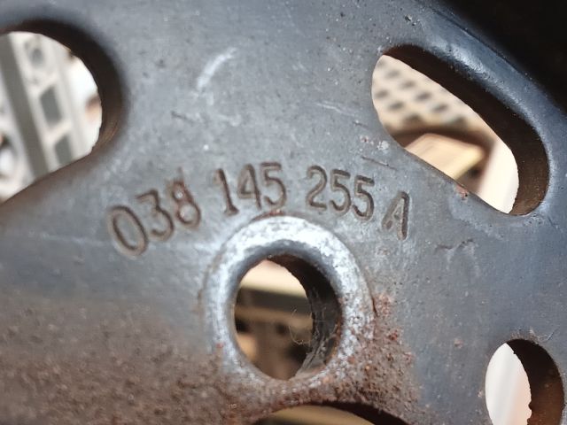 bontott VW GOLF IV Szervó Szivattyú Szíjtárcsa