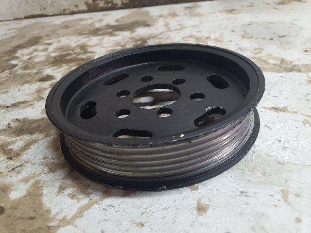 bontott VW GOLF IV Szervó Szivattyú Szíjtárcsa