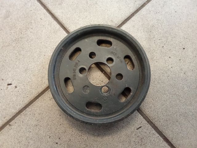 bontott VW GOLF IV Szervó Szivattyú Szíjtárcsa