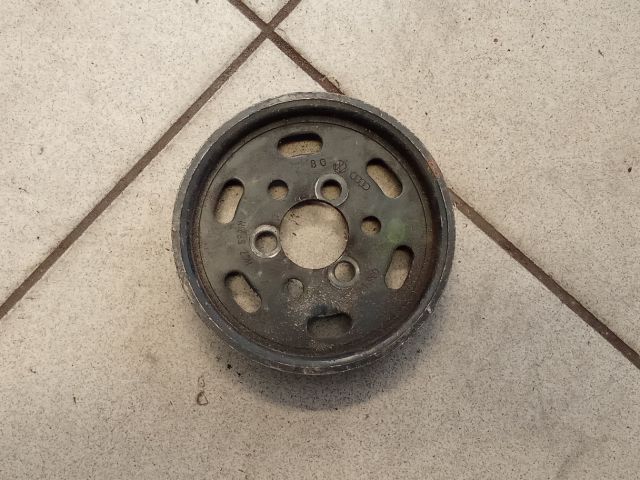 bontott VW GOLF IV Szervó Szivattyú Szíjtárcsa