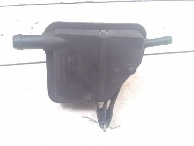 bontott VW GOLF IV Szervóolaj Tartály