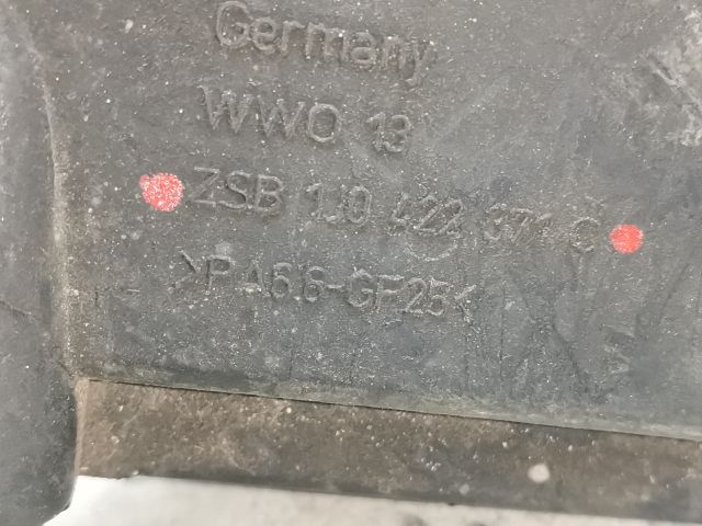 bontott VW GOLF IV Szervóolaj Tartály