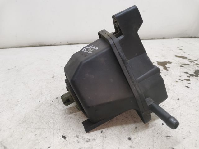 bontott VW GOLF IV Szervóolaj Tartály