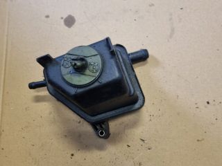 bontott VW GOLF IV Szervóolaj Tartály