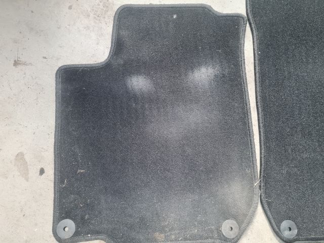 bontott VW GOLF IV Szőnyeg Szett