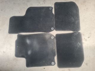 bontott VW GOLF IV Szőnyeg Szett