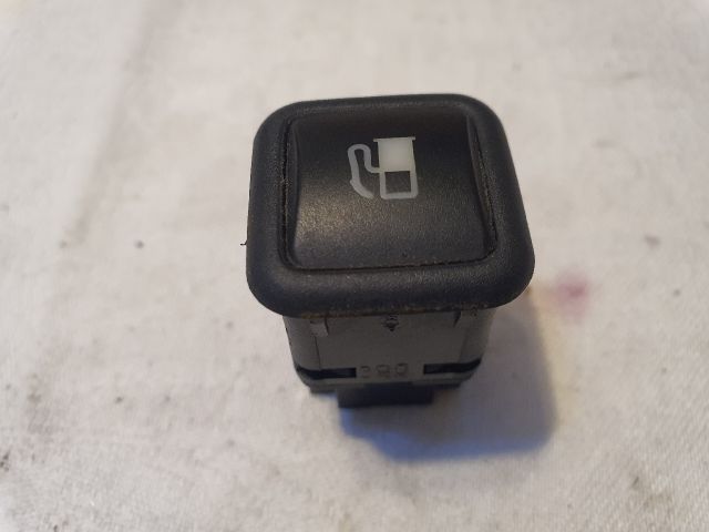 bontott VW GOLF IV Tankajtó Nyitó Kar / Gomb