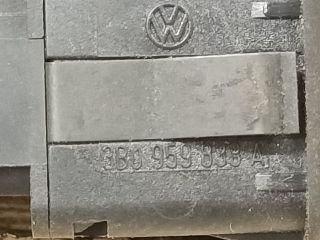 bontott VW GOLF IV Tankajtó Nyitó Kar / Gomb