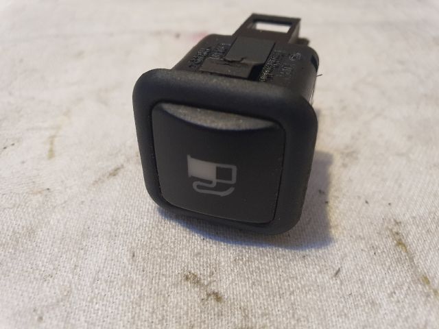 bontott VW GOLF IV Tankajtó Nyitó Kar / Gomb