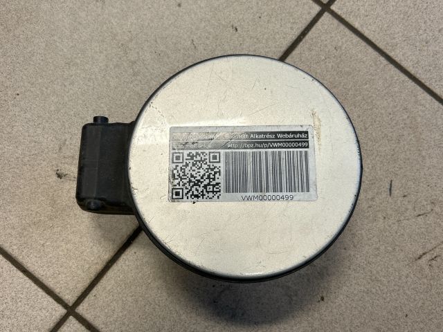 bontott VW GOLF IV Tankajtó