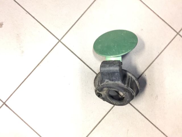 bontott VW GOLF IV Tankajtó