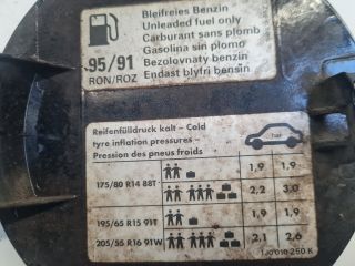 bontott VW GOLF IV Tankajtó