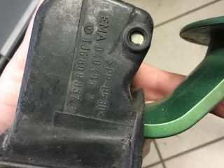 bontott VW GOLF IV Tankajtó