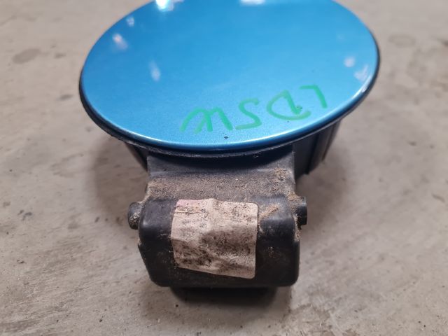 bontott VW GOLF IV Tankajtó