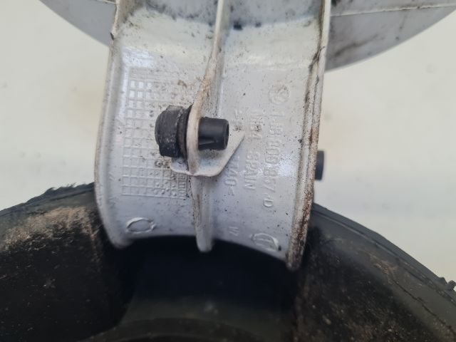 bontott VW GOLF IV Tankajtó