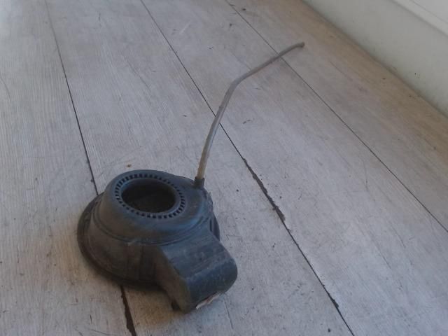 bontott VW GOLF IV Tankajtó