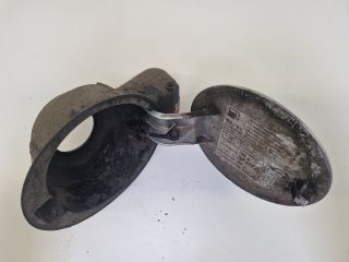 bontott VW GOLF IV Tankajtó