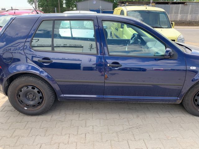 bontott VW GOLF IV Tanksapka