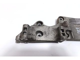 bontott VW GOLF IV Tartó Bak