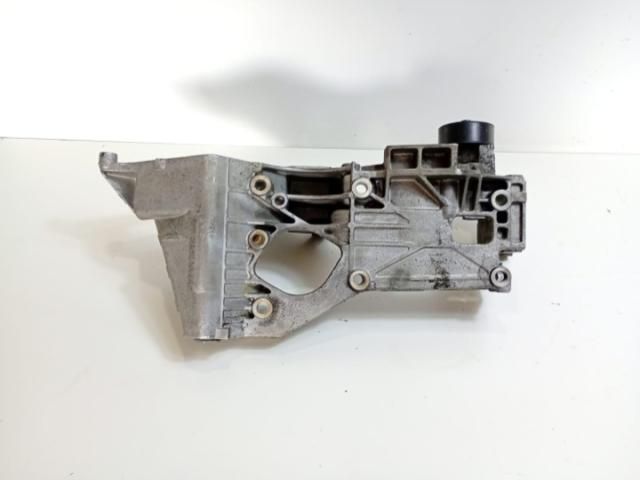 bontott VW GOLF IV Tartó Bak