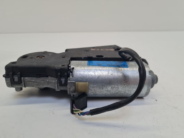 bontott VW GOLF IV Tetőablak Motor