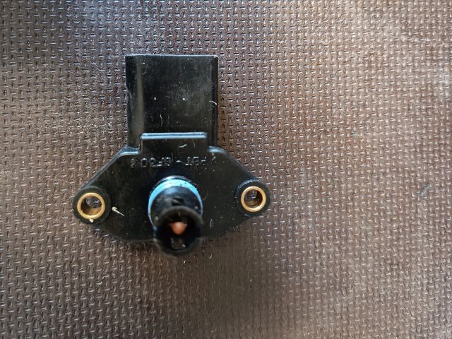 bontott VW GOLF IV Töltőnyomás Érzékelő