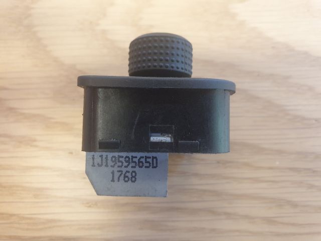 bontott VW GOLF IV Tükör Kapcsoló