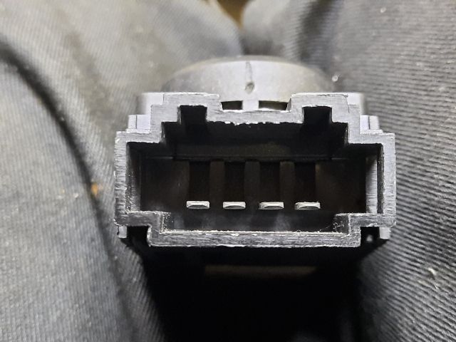 bontott VW GOLF IV Tükör Kapcsoló