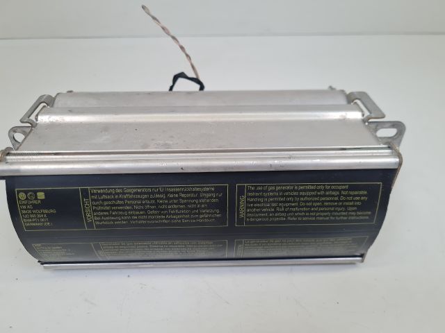 bontott VW GOLF IV Utasoldali Légzsák