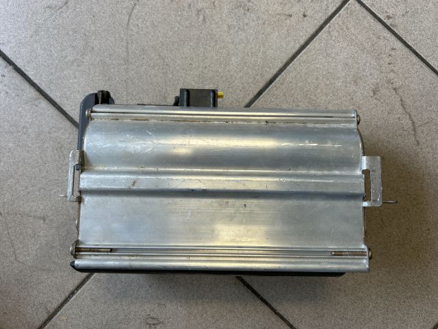 bontott VW GOLF IV Utasoldali Légzsák