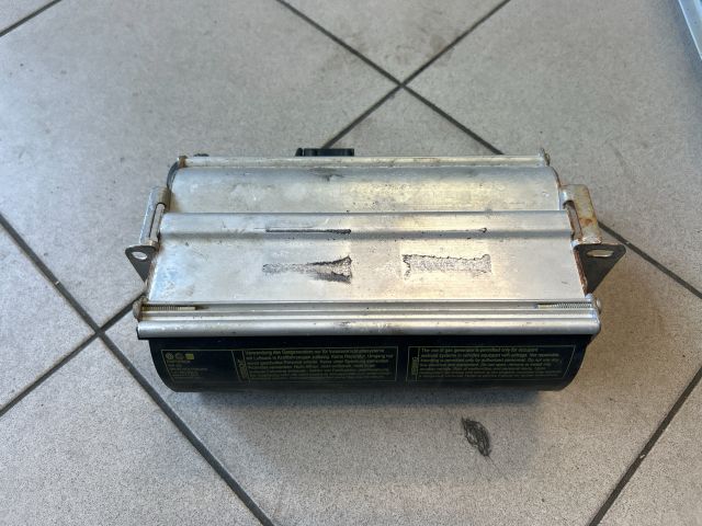 bontott VW GOLF IV Utasoldali Légzsák