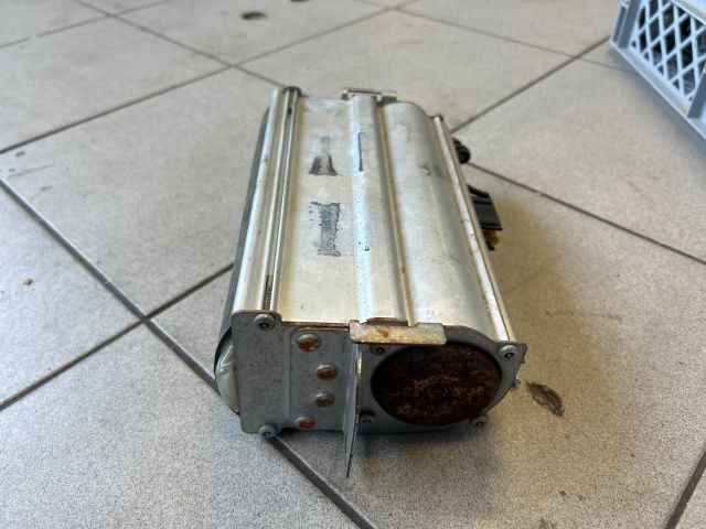 bontott VW GOLF IV Utasoldali Légzsák