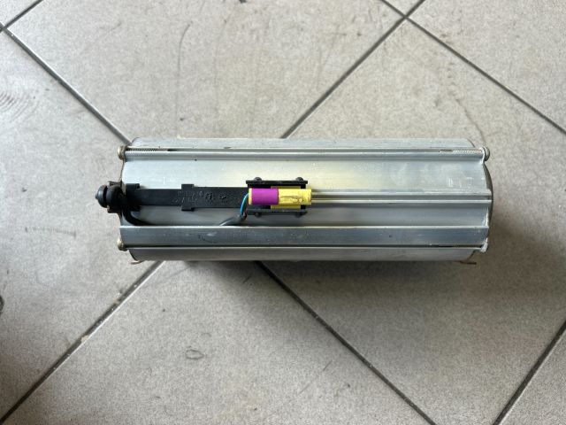 bontott VW GOLF IV Utasoldali Légzsák