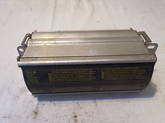 bontott VW GOLF IV Utasoldali Légzsák