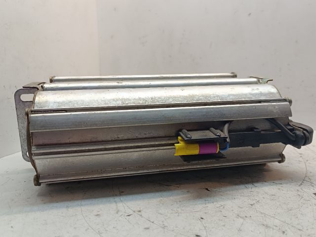 bontott VW GOLF IV Utasoldali Légzsák