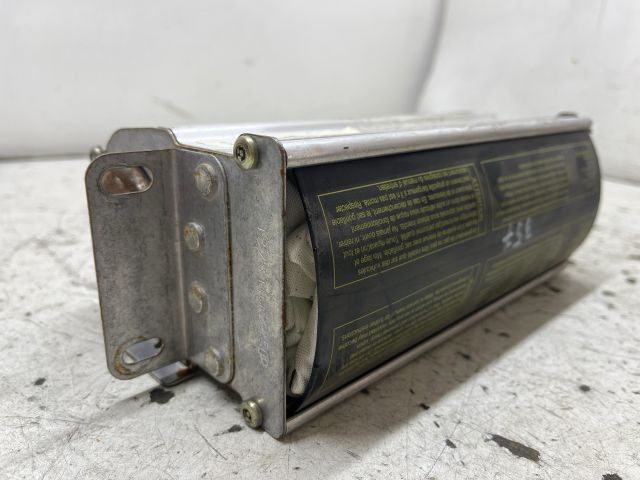 bontott VW GOLF IV Utasoldali Légzsák