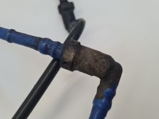 bontott VW GOLF IV Üzemanyagcső