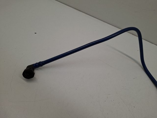 bontott VW GOLF IV Üzemanyagcső