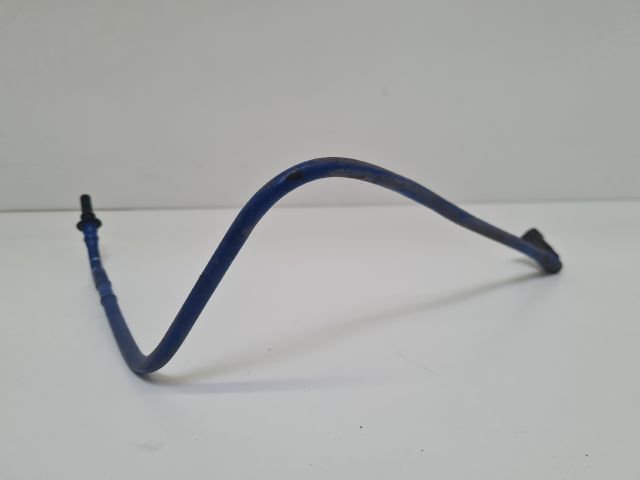 bontott VW GOLF IV Üzemanyagcső