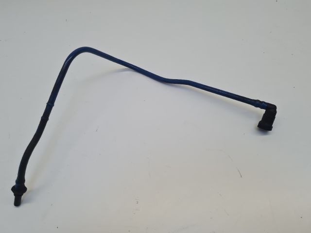 bontott VW GOLF IV Üzemanyagcső