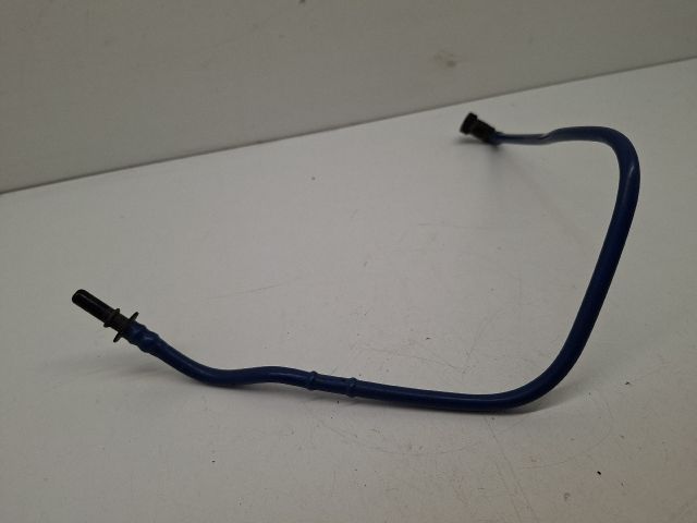 bontott VW GOLF IV Üzemanyagcső