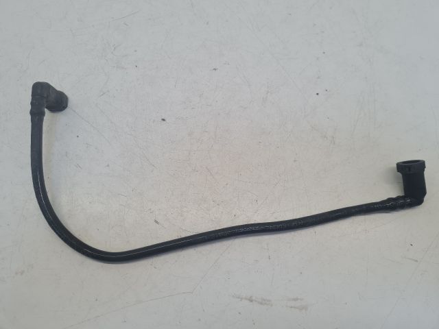 bontott VW GOLF IV Üzemanyagcső