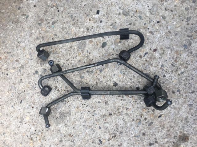 bontott VW GOLF IV Üzemanyagcső