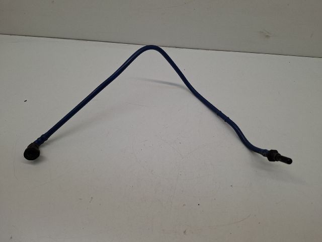 bontott VW GOLF IV Üzemanyagcső