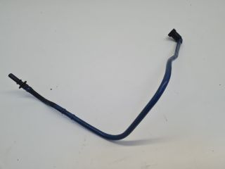 bontott VW GOLF IV Üzemanyagcső