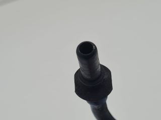 bontott VW GOLF IV Üzemanyagcső